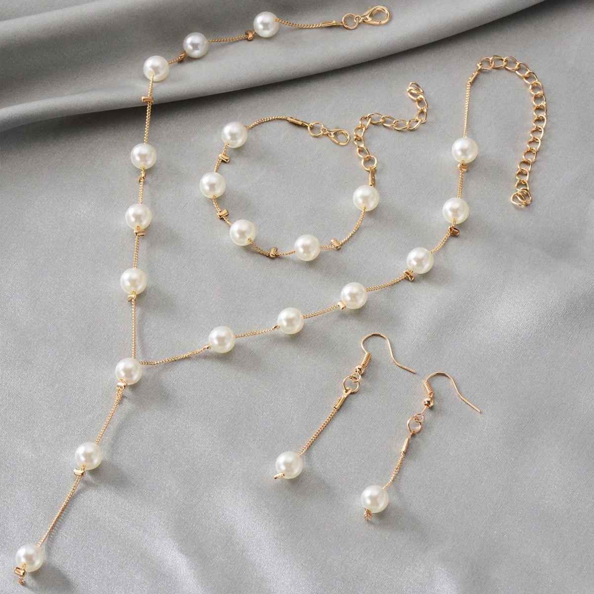 Faux Pearl Jewelry Set