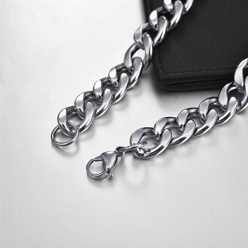 MoveX Cuban Link Chain Necklace