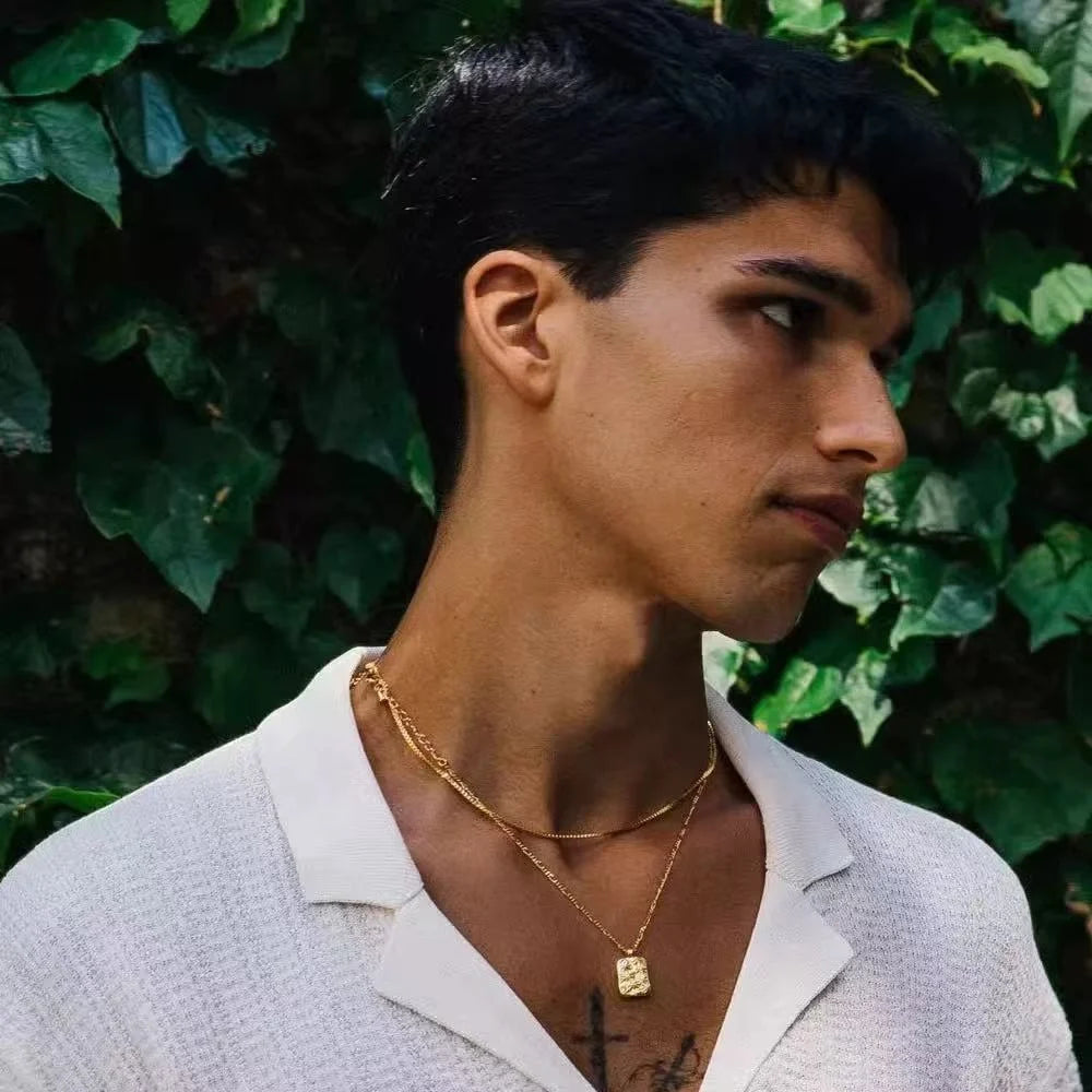MoveX Minimal Box Chain Necklace