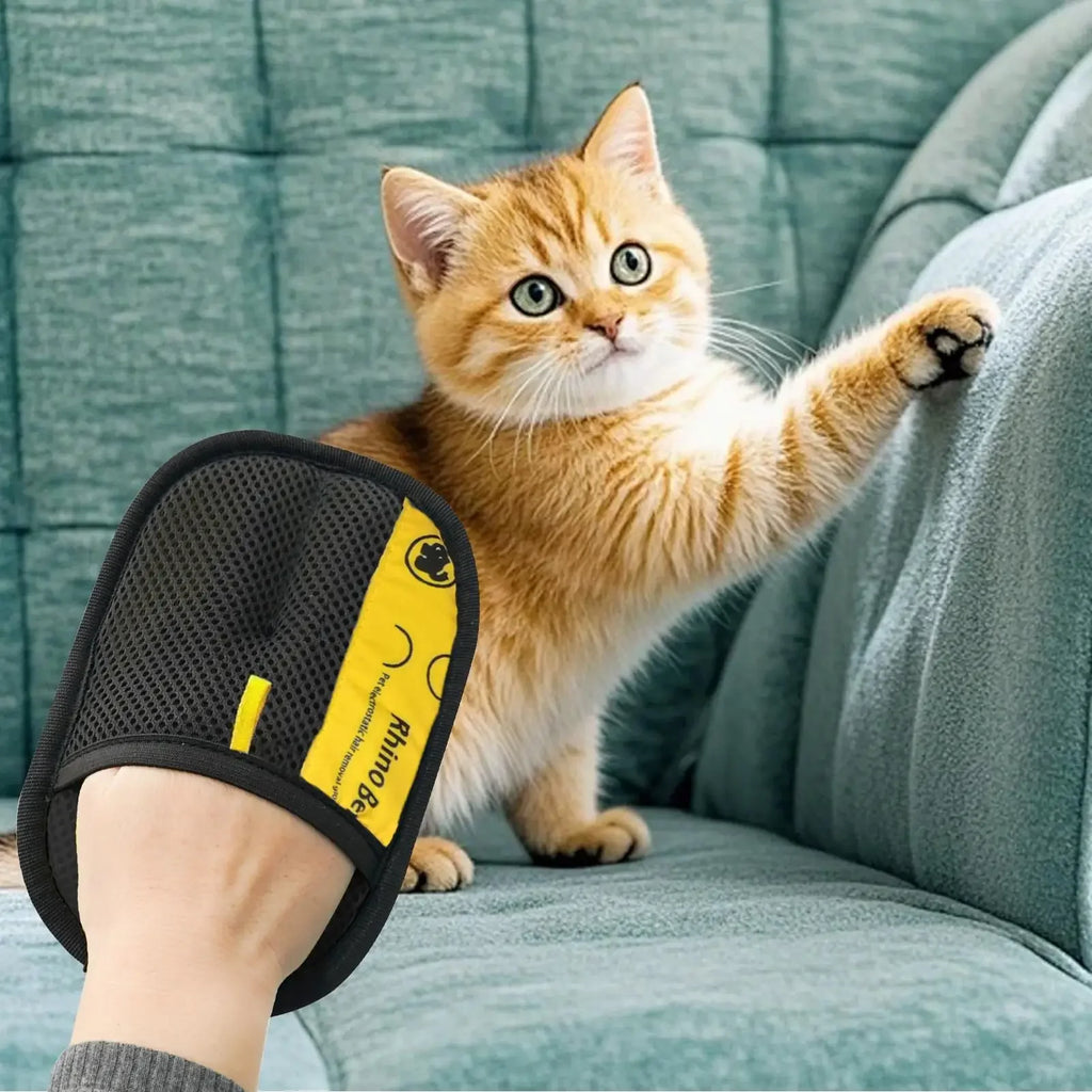Pet Hair Remover Grooming Glove for Dogs & Cats