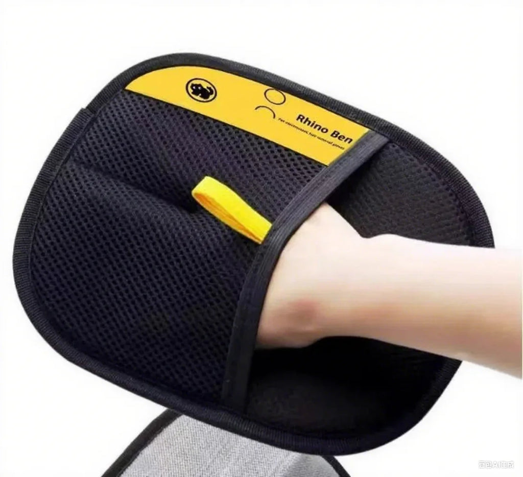 Pet Hair Remover Grooming Glove for Dogs & Cats